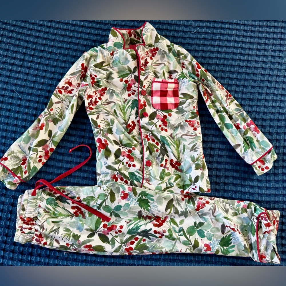 SweetHoney two piece holiday Christmas Pajamas lounge set, size 4